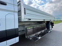 EBER138_2696753 vehicle image