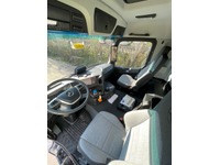 DTCH10536_2765686 vehicle image