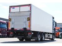 DOLD2821_3016561 vehicle image