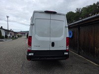 SOMM2698_2961292 vehicle image