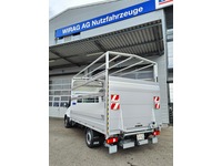 wira34_3024750 vehicle image