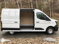 VISA147_2765839 vehicle image