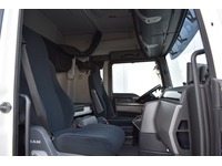 TOC1273_2751176 vehicle image