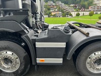 WIND191_2709156 vehicle image