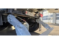THOM6454_2689522 vehicle image