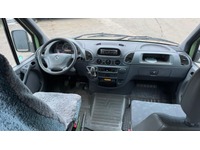 TAMZ4659_2688763 vehicle image
