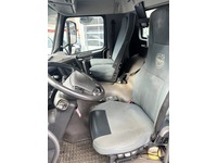 SAUR7607_2765690 vehicle image