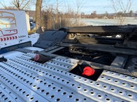 UNIK8334_2804535 vehicle image