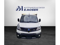 MOSE812_2678581 vehicle image