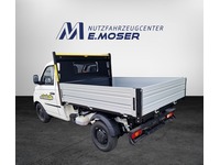 MOSE812_2678581 vehicle image