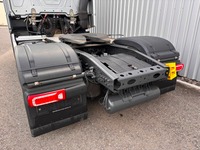 MAN126_2974764 vehicle image