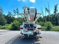 TMR8055_2868657 vehicle image