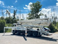 TMR8055_2868657 vehicle image