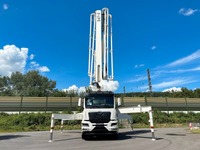 TMR8055_2868657 vehicle image