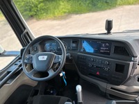 TMR8055_2868657 vehicle image