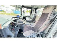 TAMZ4659_3004114 vehicle image