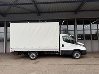 NAEF243_2792092 vehicle image