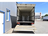 TOC1273_3036678 vehicle image