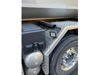 THOM6454_2779051 vehicle image