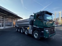 THOM6454_2779051 vehicle image