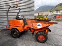 MERC9702_2360888 vehicle image