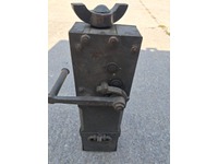 RARO1486_3018089 vehicle image