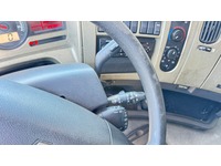 TAMZ4659_2916340 vehicle image
