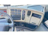 TAMZ4659_2916340 vehicle image