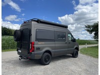 TART5813_2739241 vehicle image