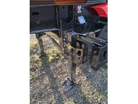 INTG9387_2755607 vehicle image