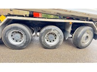 TAMZ4659_2827005 vehicle image