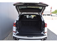TOC1273_3031419 vehicle image