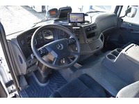 TOC1273_2819607 vehicle image