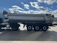 AGRO3463_3030084 vehicle image