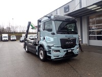 MANB1470_2970593 vehicle image