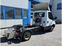 SEDU206_2876786 vehicle image