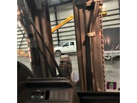 FLUT10406_2767015 vehicle image