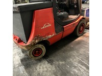 FLUT10406_2767015 vehicle image