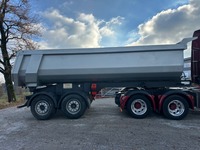 UNIK8334_2770333 vehicle image