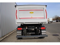 BFS260_2757035 vehicle image