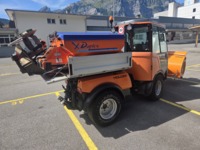 0433025 vehicle image