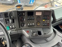 AGRO3463_2907368 vehicle image