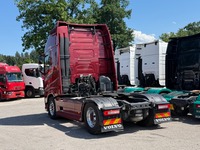 UNIK8334_3036891 vehicle image