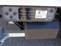 GEHR175_2904961 vehicle image