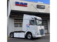 DATR8558_2753885 vehicle image