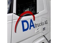 DATR8558_2753885 vehicle image