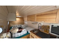 THOM6454_2738990 vehicle image