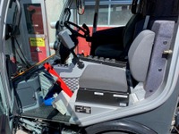 GAWE9877_2699201 vehicle image