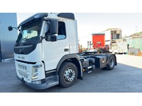 TAMZ4659_3028079 vehicle image