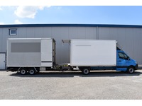 TOC1273_2964796 vehicle image